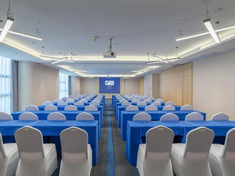 Holiday Inn Express Changsha Shifu By Ihg Exterior foto
